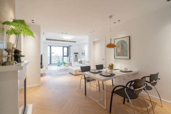 High-Floor 2BR Apartment near Luban Rd Metro (L4)