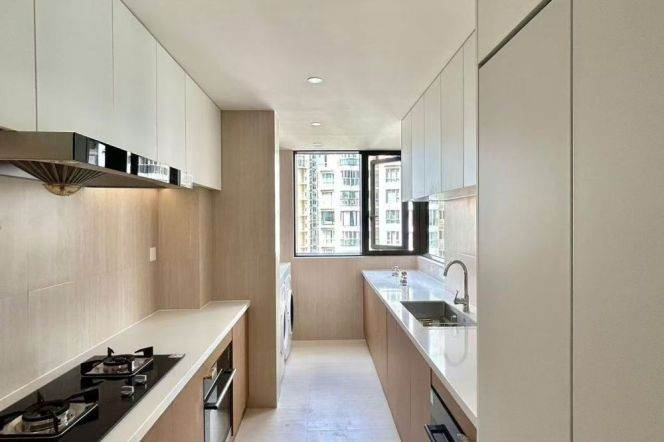 3BR Apartment in Gubei (L2)