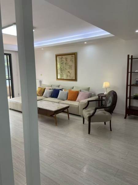 Housing image — Living Room