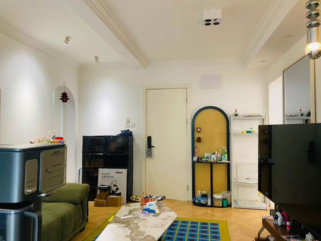 Housing image — Living Room