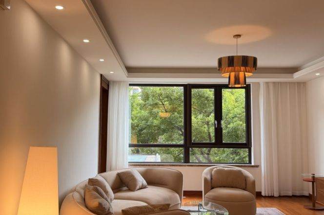 4BR Apartment in Gubei