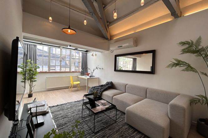 2BR Lane House in Jing'an (L2/L12/L13)