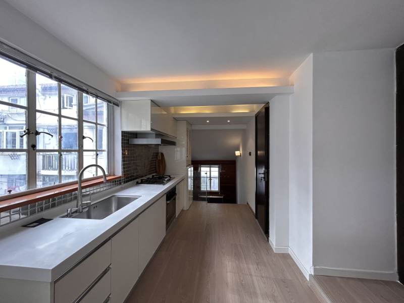 Housing image — Kitchen