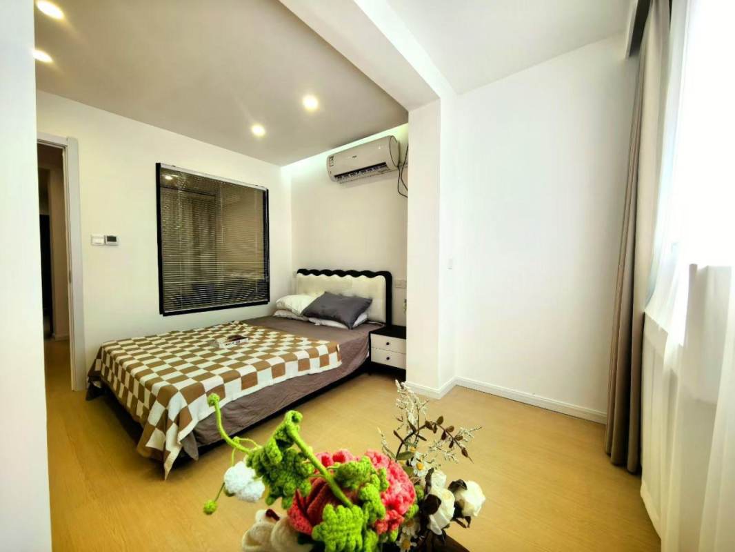 Housing image — Bedroom