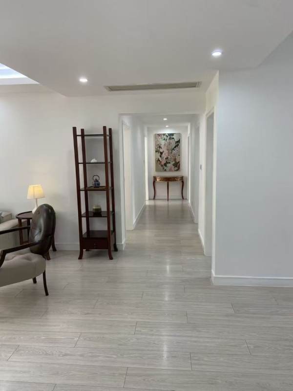 Housing image — Living Room