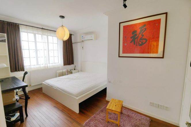 1BR Apartment in Old Xuhui (L1/L10)