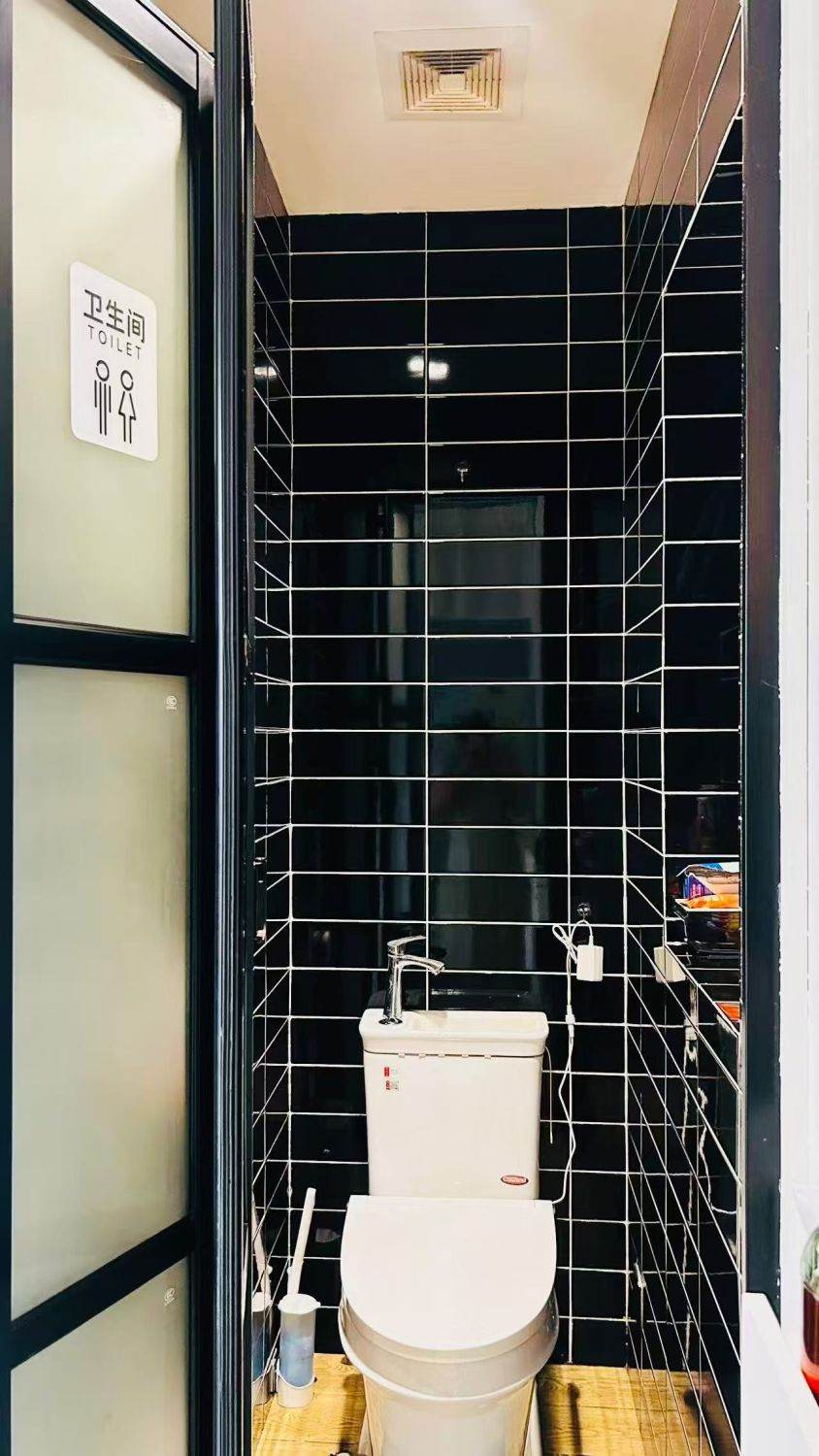 Housing image — Bathroom