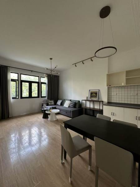 Housing image — Living Room
