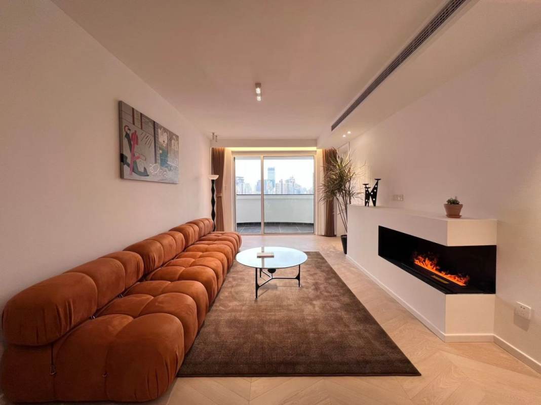 Housing image — Living Room