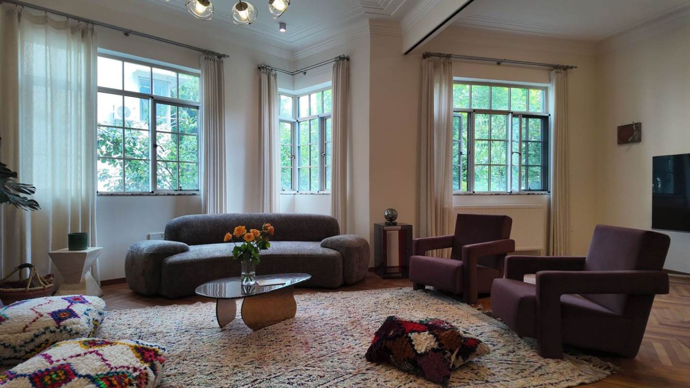 Housing image — Living Room