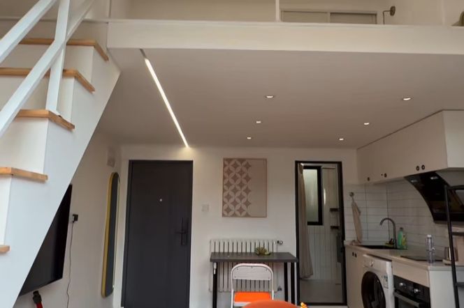 High-Ceiling Historic 1BR Lane House near IAPM (L1/L10/L12)