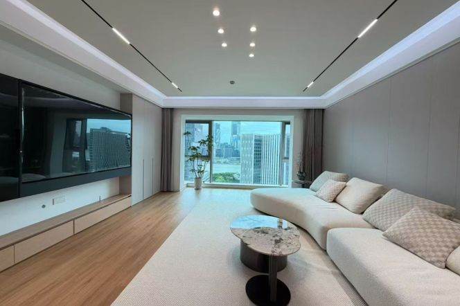 High-Floor Spacious 3BR Apartment near Shangcheng Rd Metro