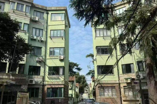 Spacious 2BR Heritage Apartment in Old Xuhui (L1/L7)