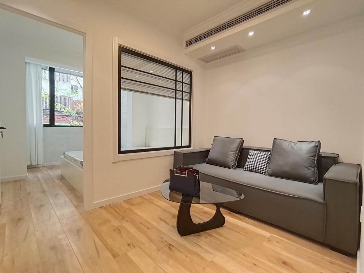 Housing image — Living Room