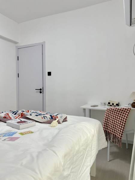 Housing image — Bedroom