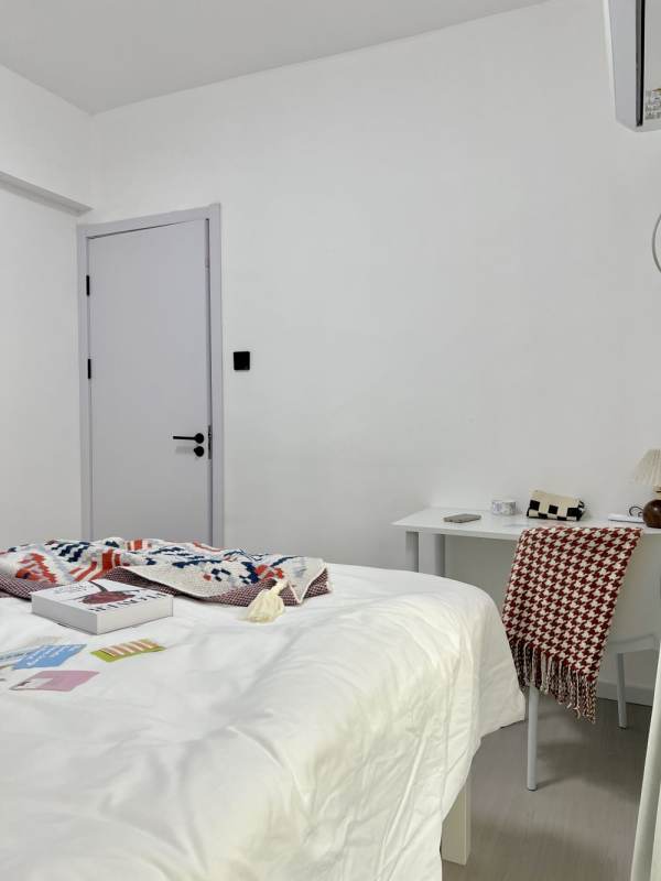 Housing image — Bedroom