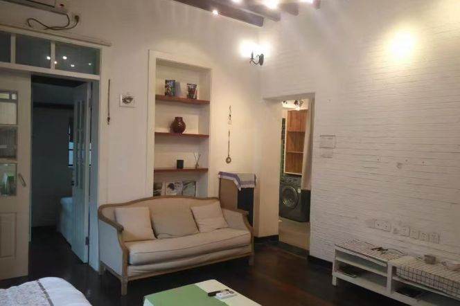 1BR Lane House in Old Xuhui with Terrace (L1)