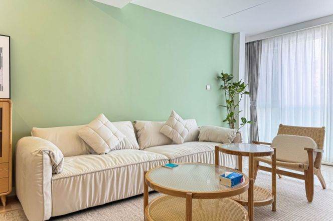 Spacious 2BR Apartment in Xujiahui (L1/L9/L11)