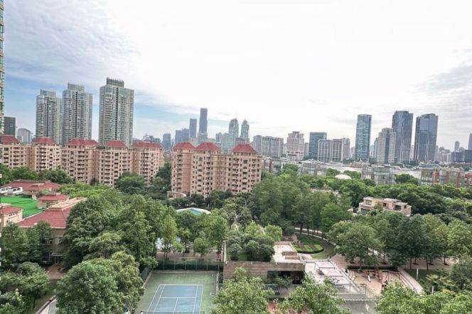 2BR Apartment near Shangcheng Rd Metro