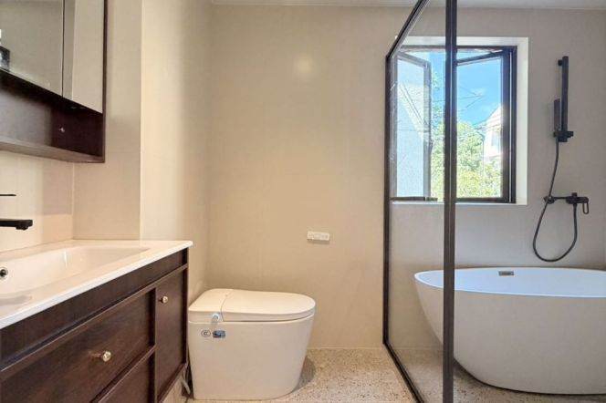 Spacious 2BR Heritage Apartment in Old Xuhui (L1/L7/L9)