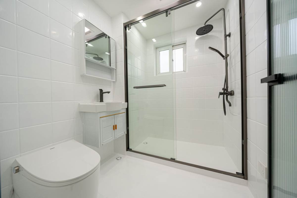 Housing image — Bathroom
