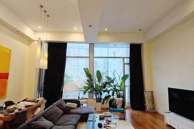 Spacious 1BR Apartment at River House (L8/L12)