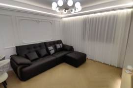3BR Apartment near Zhongshan Park (L2/L11)