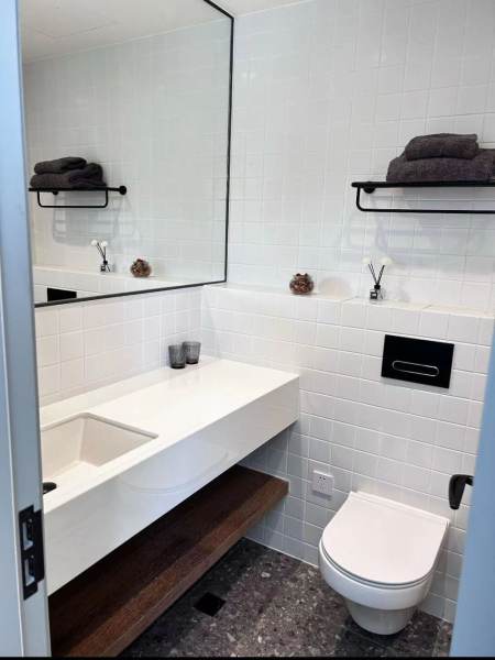 Housing image — Bathroom