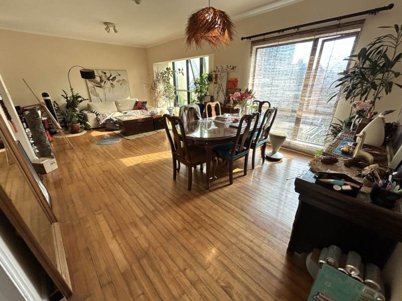 Housing image — Living Room