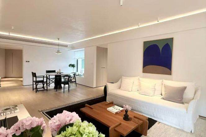 Spacious 3BR Apartment at Oriental Manhattan (L1/L9/L11)