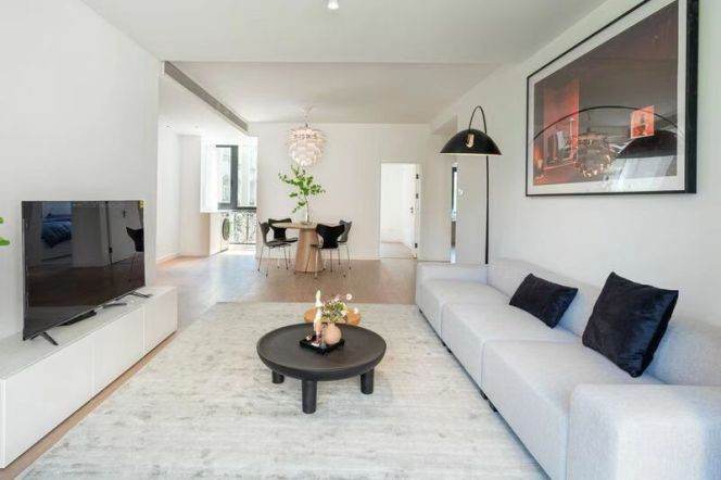 3BR Apartment in Xujiahui