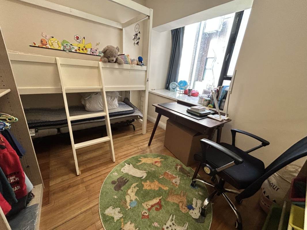 Housing image — Bedroom