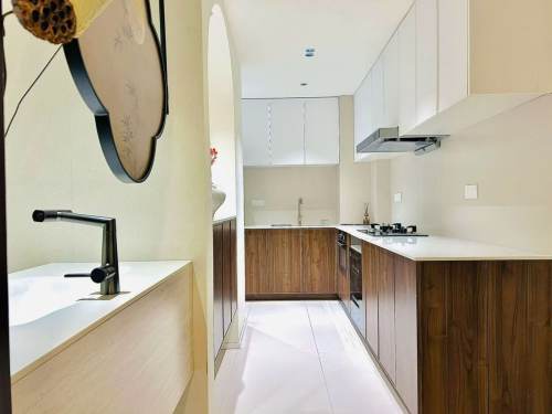 Housing image — Kitchen
