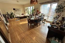3BR Apartment near Jiangsu Rd Metro with Outstanding View