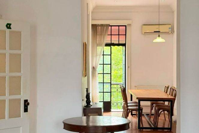 Spacious 2BR Apartment near Xintiandi Metro (L10/L13)