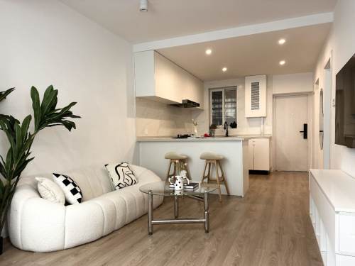 Housing image — Living Room
