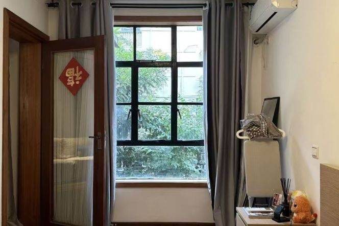 1BR Apartment in Old Xuhui