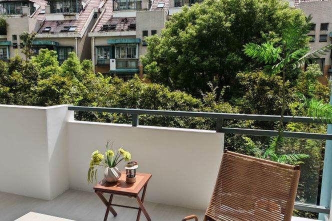 2BR Apartment near Dahuasan Rd Metro with Green View