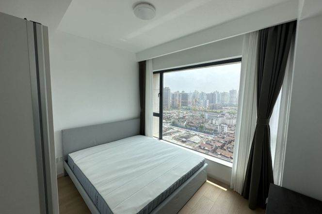 High-Floor Spacious 2BR Apartment near Xintiandi Metro (L10/L13)