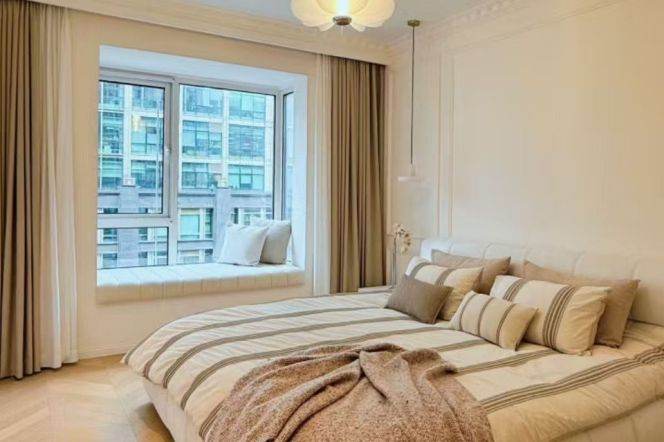 4BR Apartment in Gubei (L2/L15)