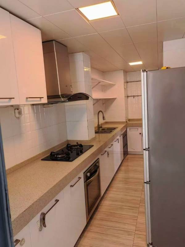 Housing image — Kitchen
