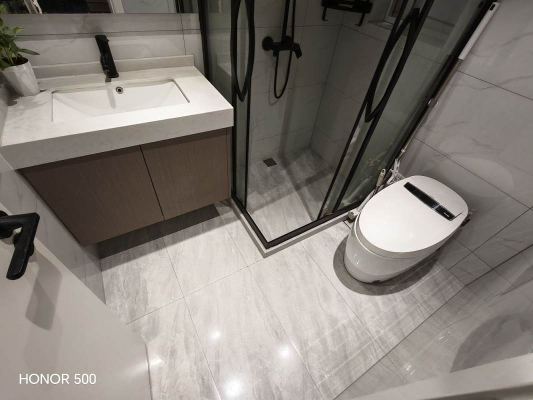 Housing image — Bathroom