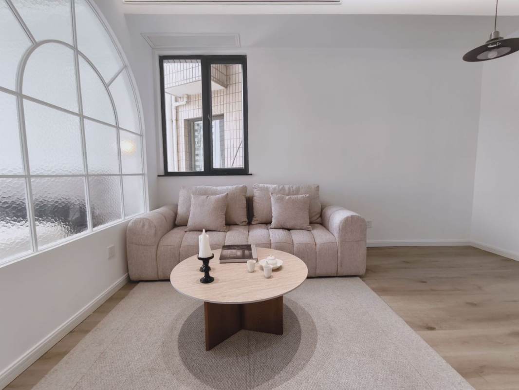 Housing image — Living Room