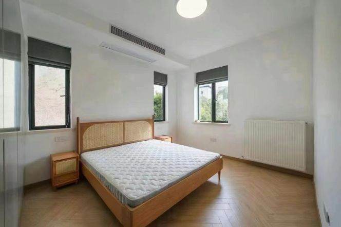 Spacious 2BR Lane House in Old Xuhui (L1/L7)