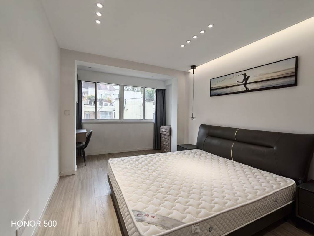 Housing image — Bedroom