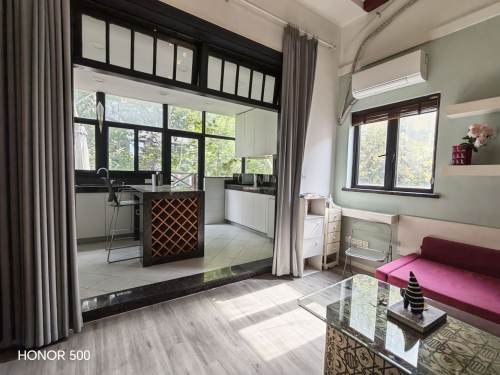 Housing image — Living Room