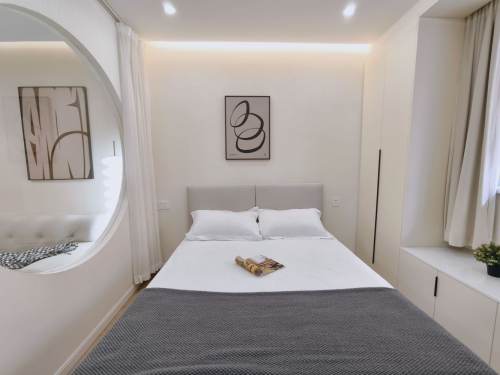 Housing image — Bedroom