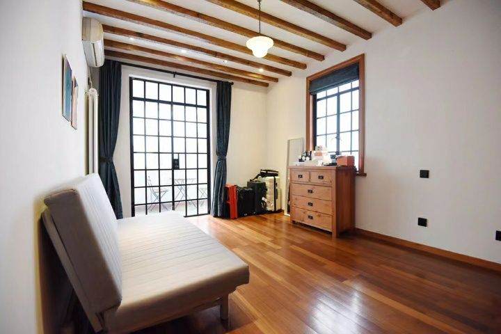 Housing image — Bedroom