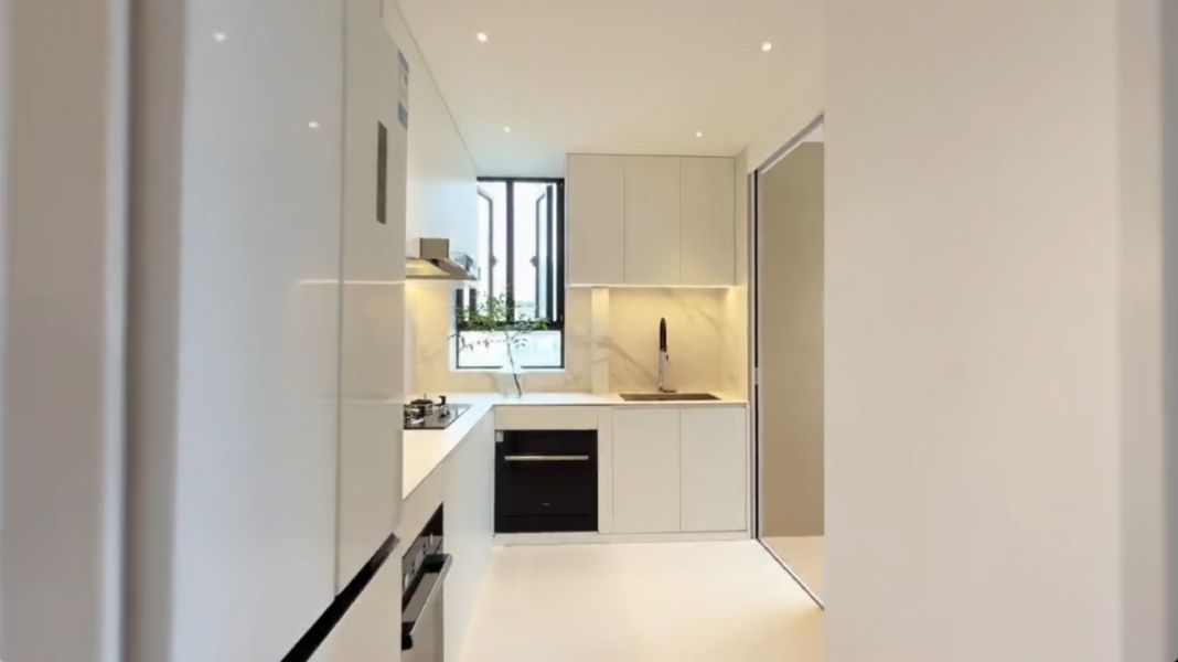 Housing image — Kitchen