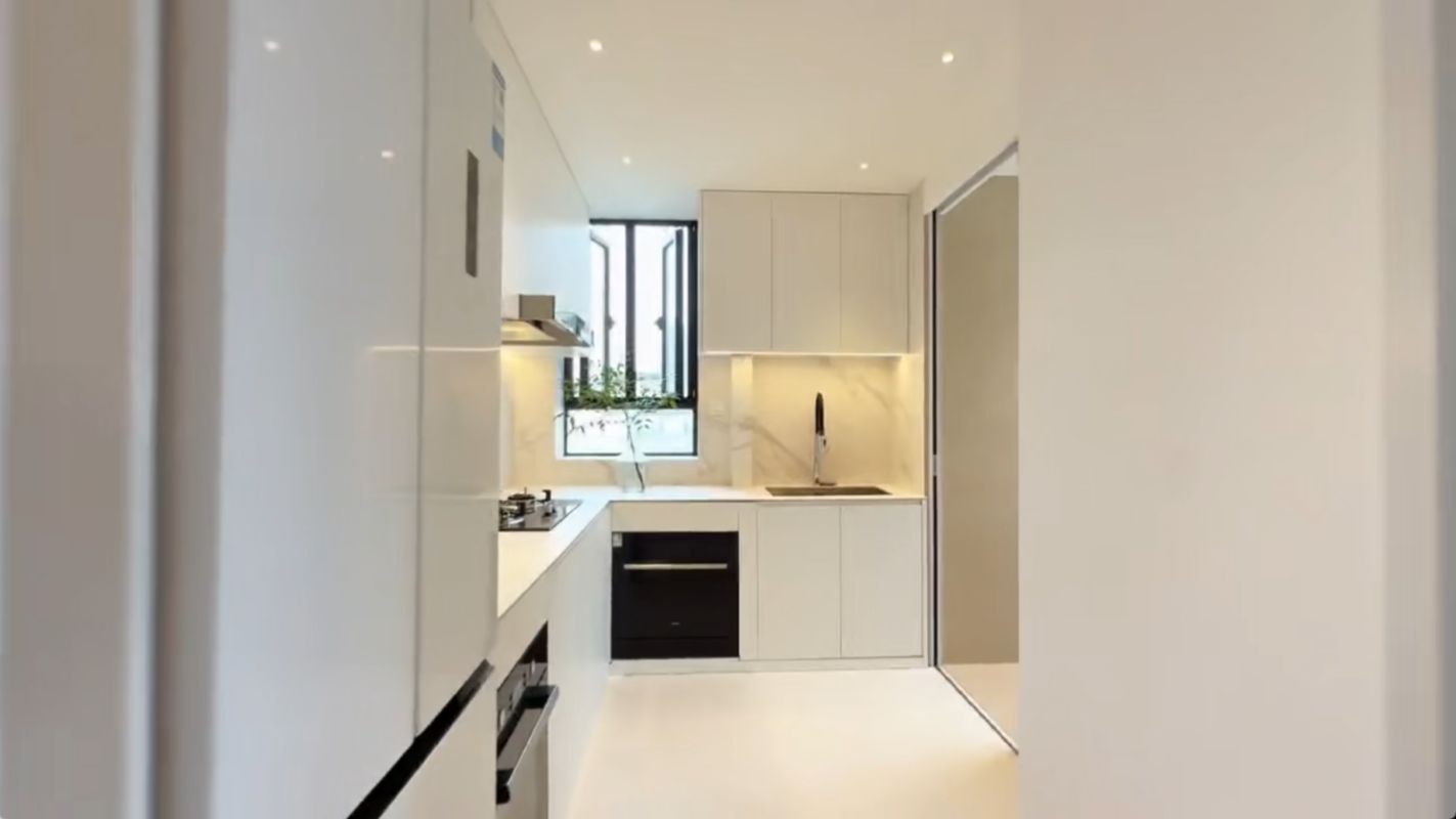 Housing image — Kitchen